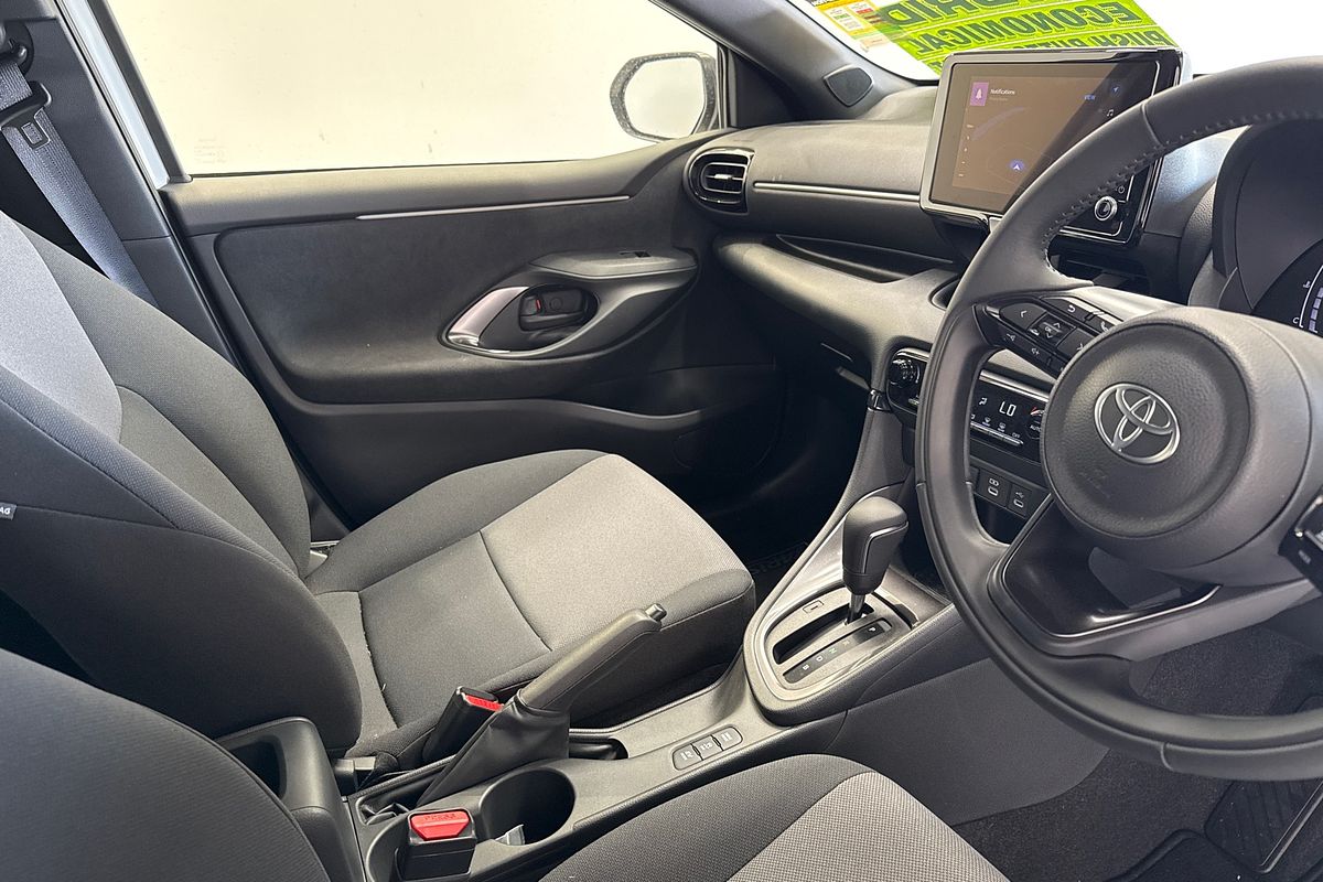 2024 Toyota Yaris SX MXPA10R