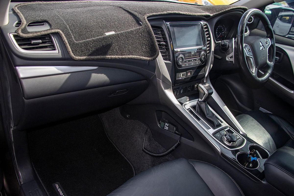 2015 Mitsubishi Pajero Sport Exceed QE