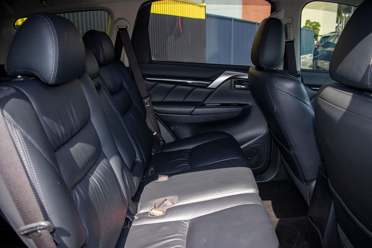 2015 Mitsubishi Pajero Sport Exceed QE