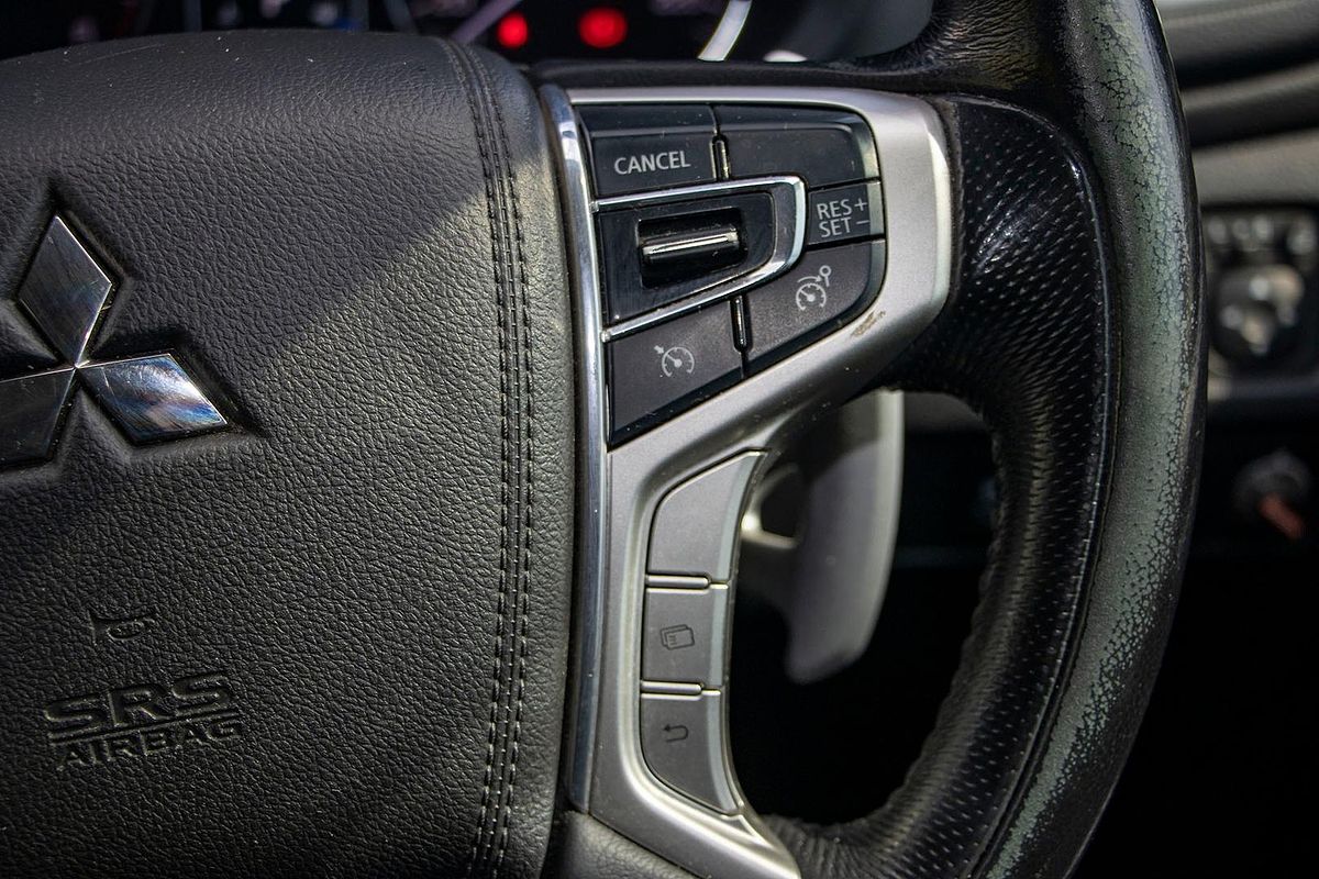 2015 Mitsubishi Pajero Sport Exceed QE