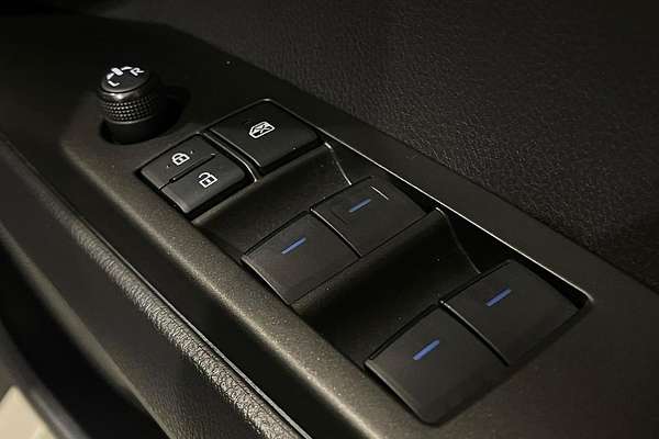 2021 Toyota Camry Ascent AXVH70R