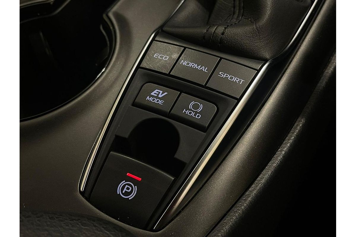 2021 Toyota Camry Ascent AXVH70R