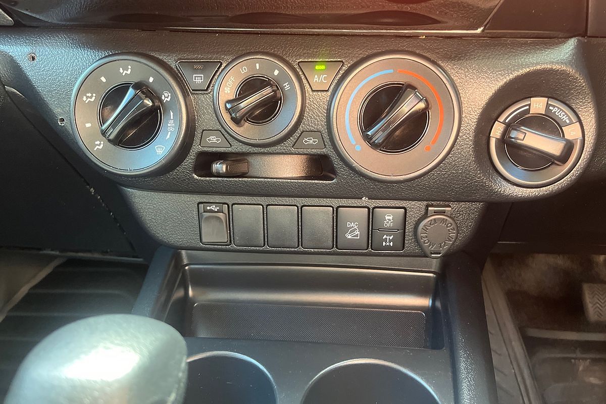 2022 Toyota Hilux SR GUN126R 4X4