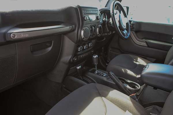 2017 Jeep Wrangler Sport JK