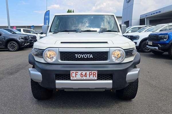 2016 Toyota FJ Cruiser  GSJ15R