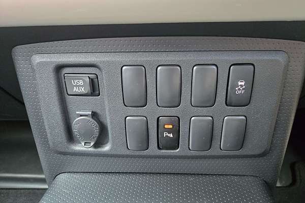 2016 Toyota FJ Cruiser  GSJ15R