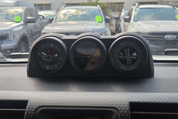 2016 Toyota FJ Cruiser  GSJ15R