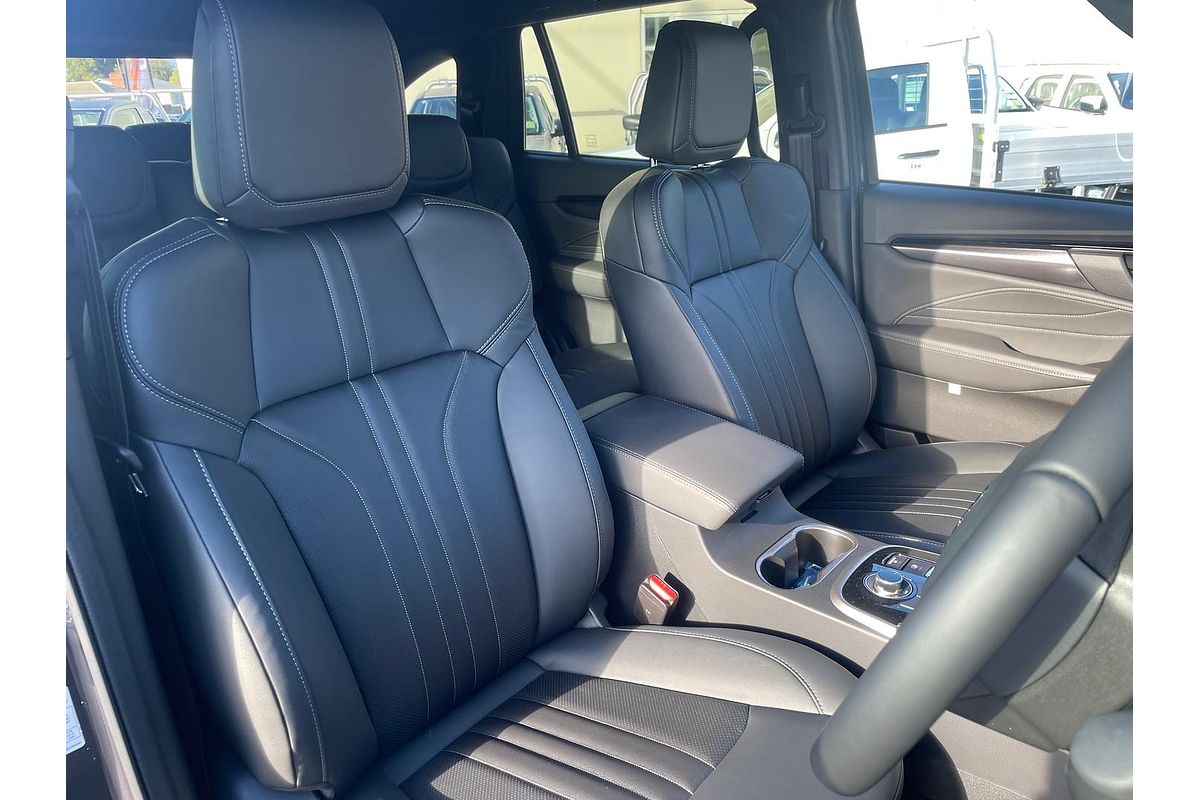 2025 Isuzu MU-X LS-T