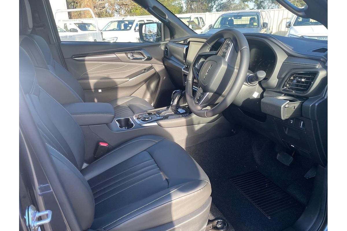 2025 Isuzu MU-X LS-T