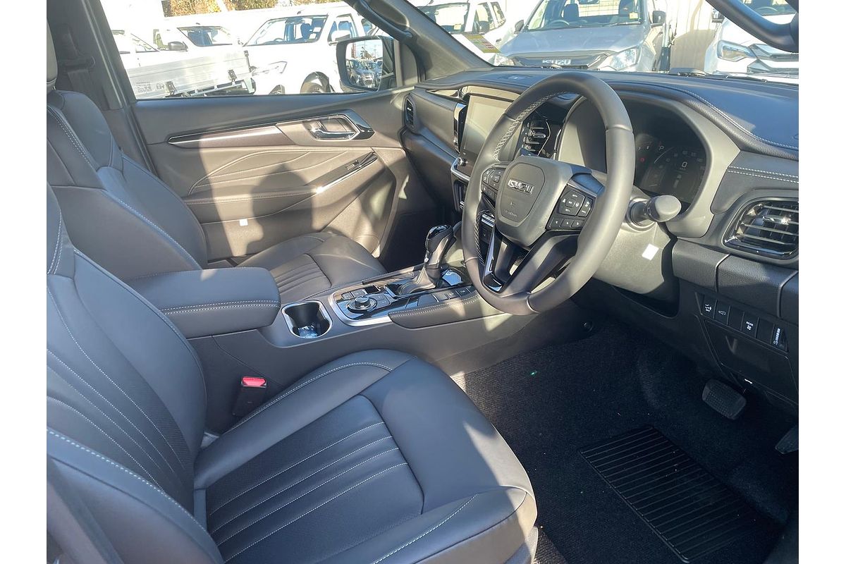 2025 Isuzu MU-X LS-T