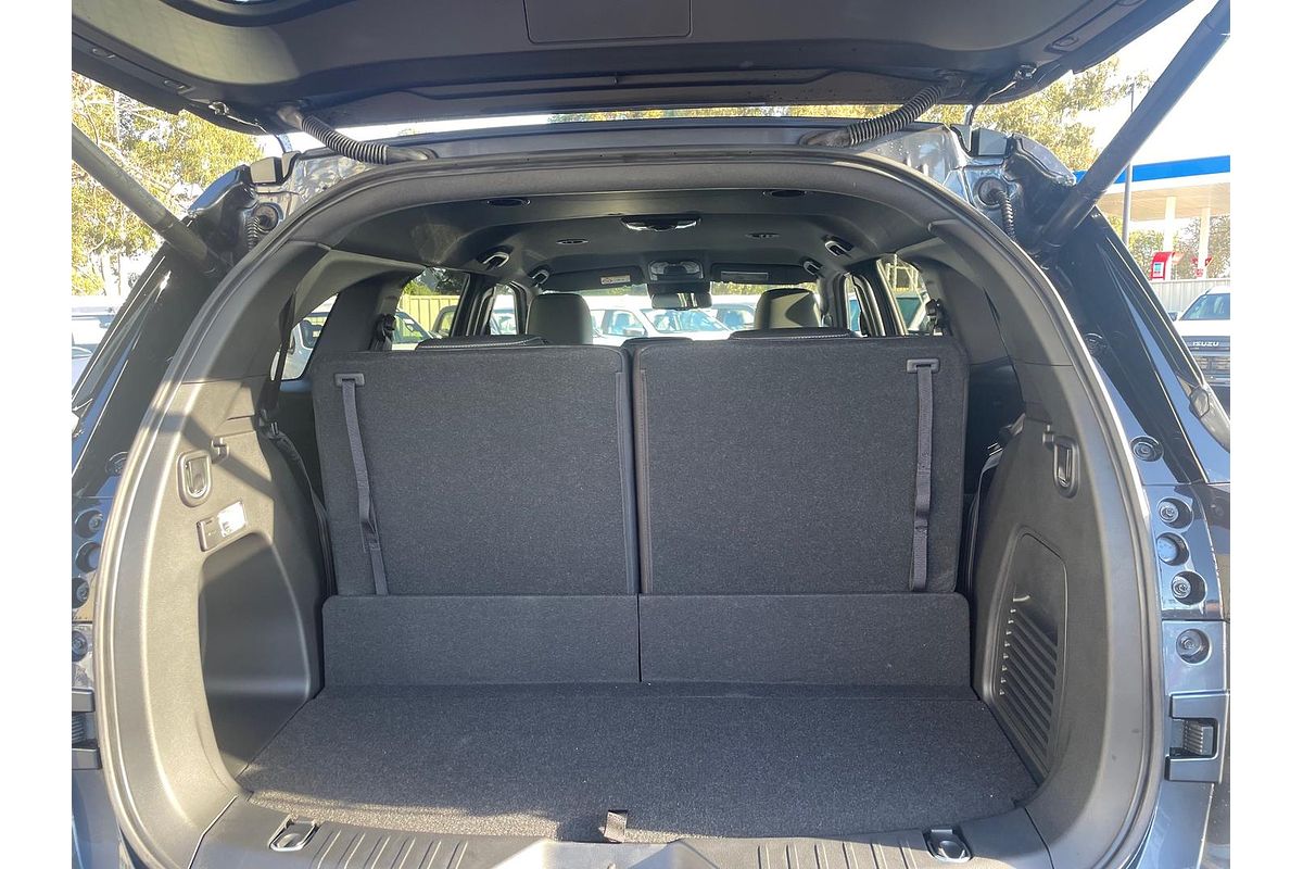 2025 Isuzu MU-X LS-T