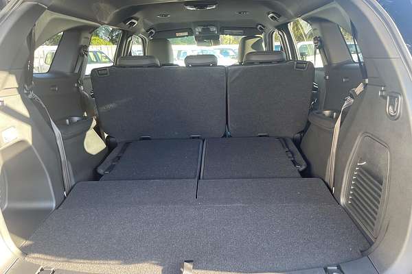 2025 Isuzu MU-X LS-T