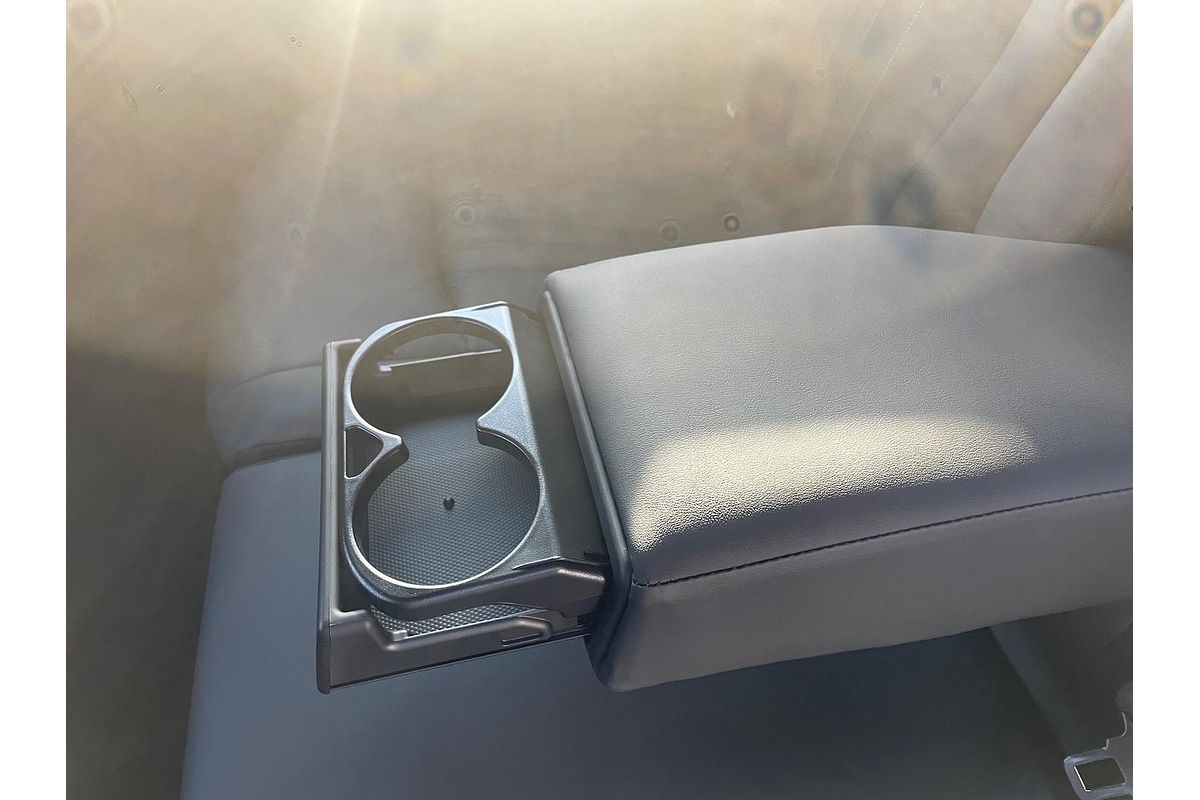 2025 Isuzu MU-X LS-T