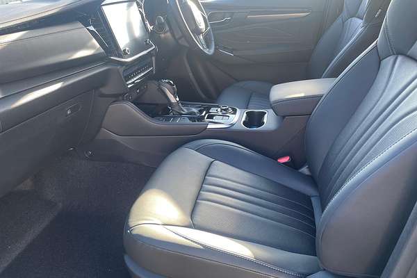 2025 Isuzu MU-X LS-T