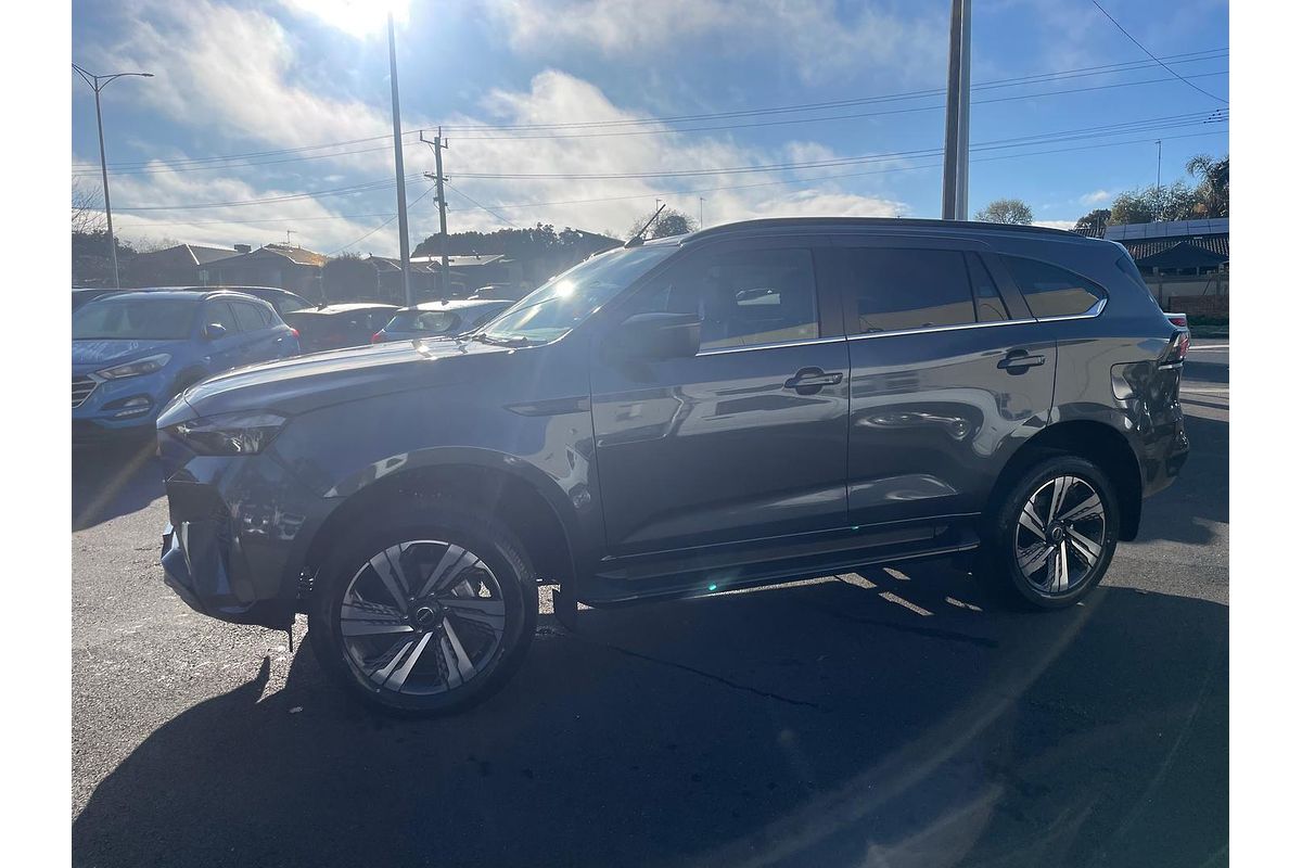 2025 Isuzu MU-X LS-T