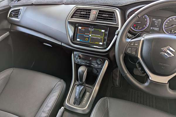 2021 Suzuki S-Cross Turbo Prestige JY