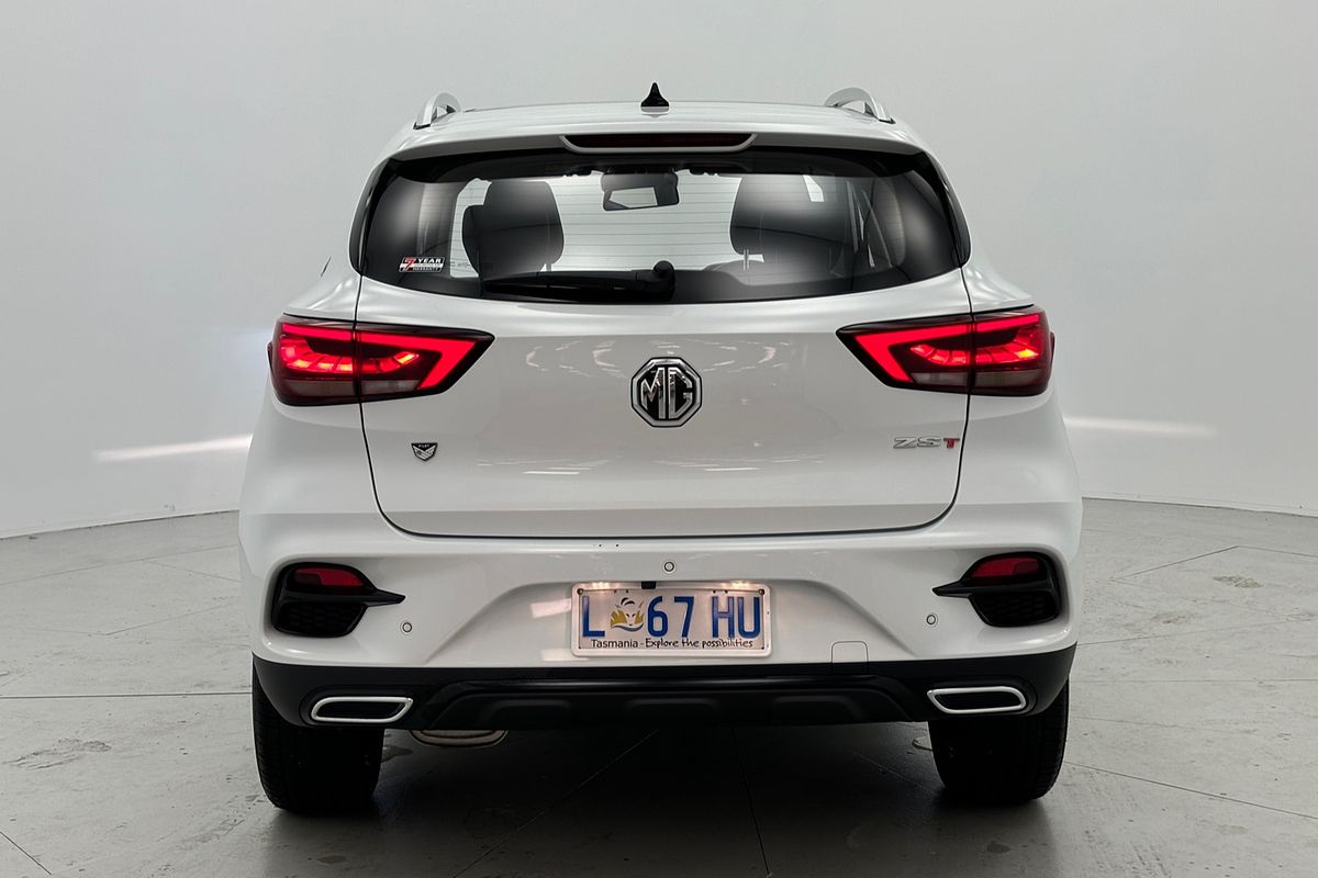 2023 MG ZST Essence