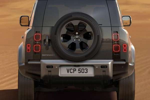 2024 Land Rover Defender 110 P400e X-Dynamic SE L663