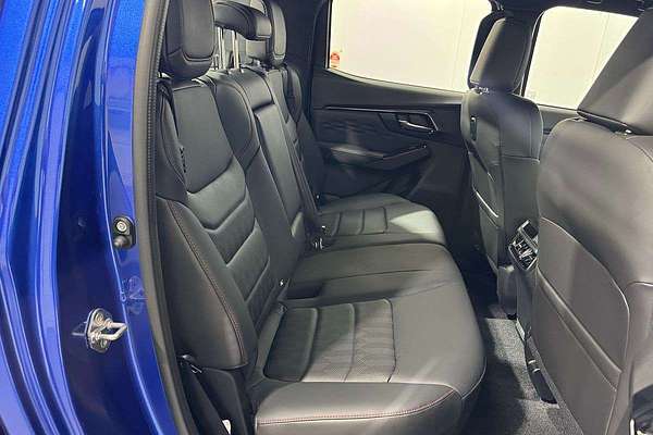 2025 Isuzu D-MAX X-TERRAIN 4X4