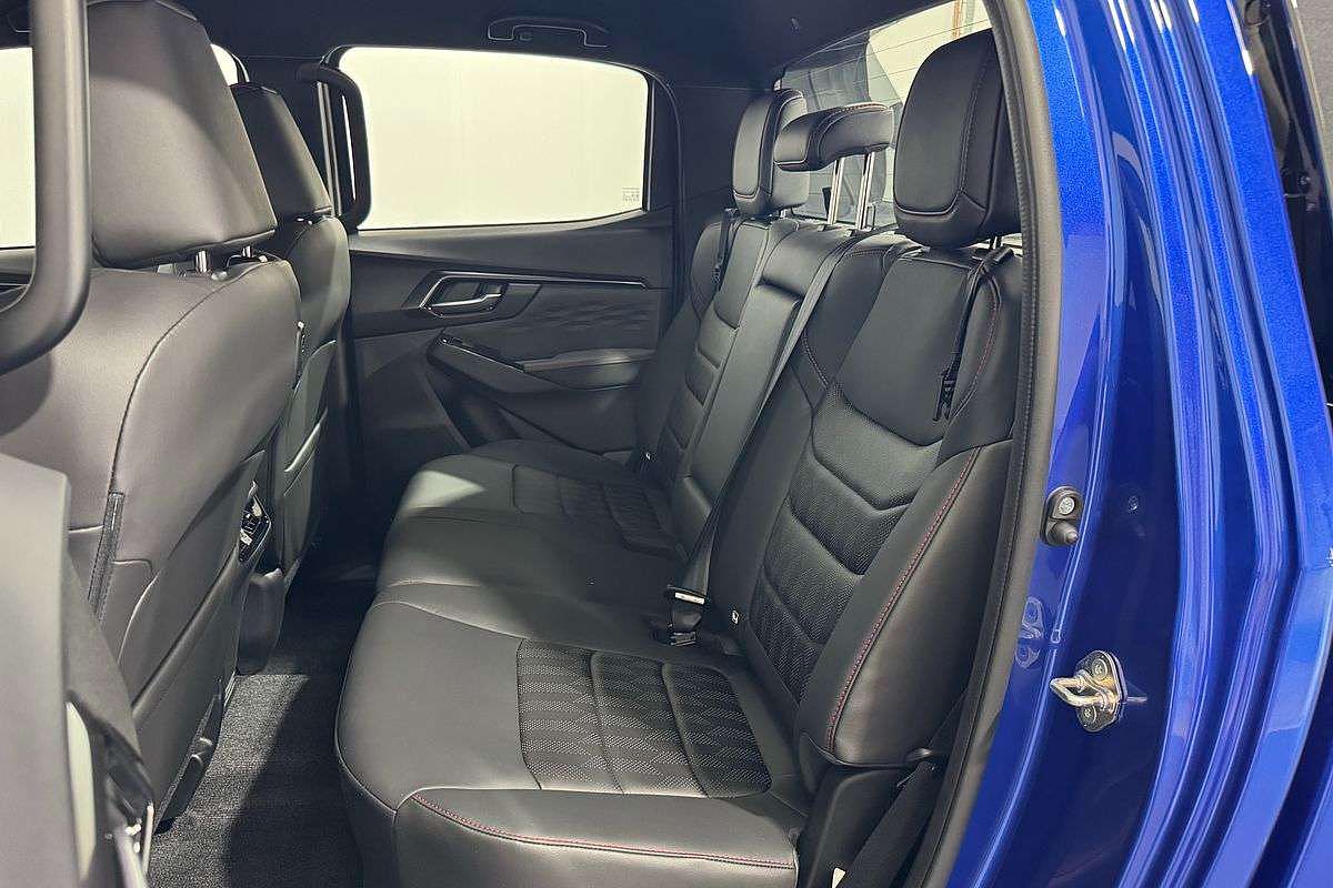 2025 Isuzu D-MAX X-TERRAIN 4X4