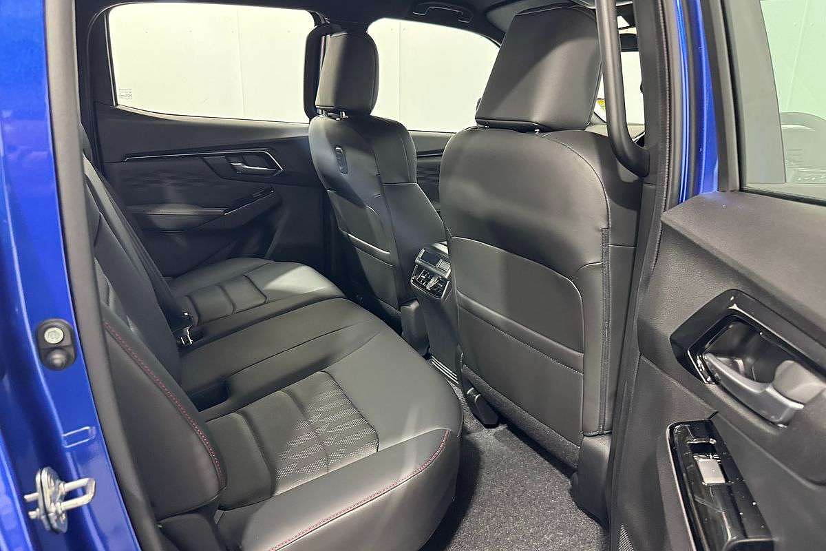 2025 Isuzu D-MAX X-TERRAIN 4X4