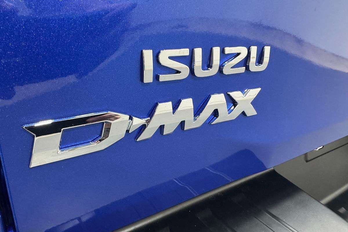 2025 Isuzu D-MAX X-TERRAIN 4X4