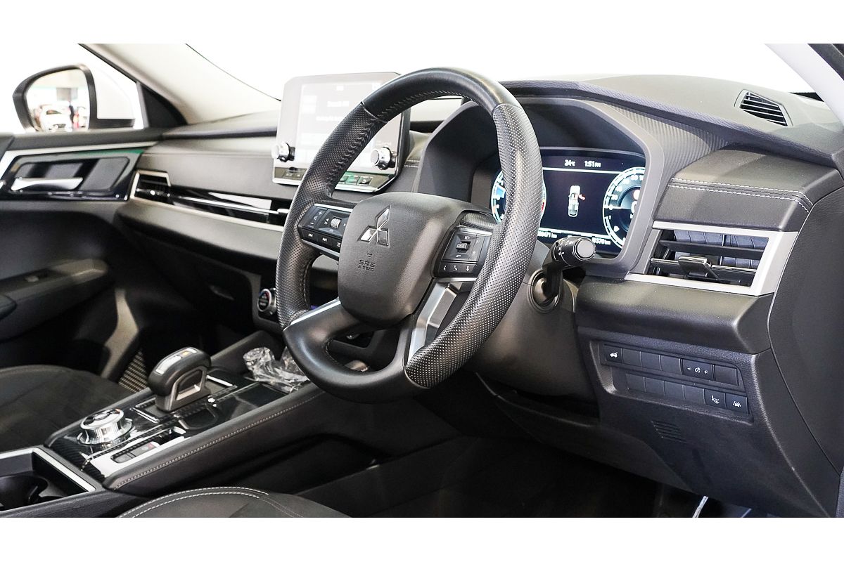 2022 Mitsubishi Outlander Aspire ZM