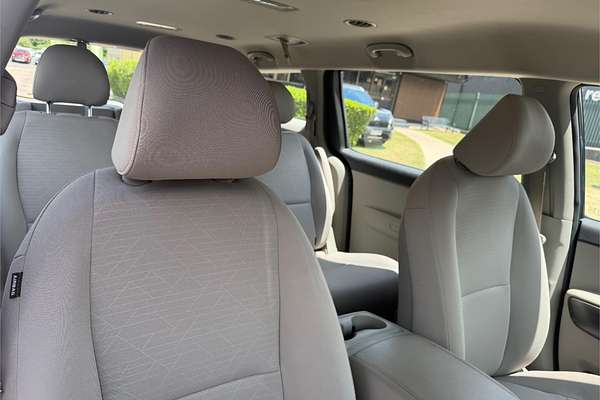 2018 Kia Carnival S YP