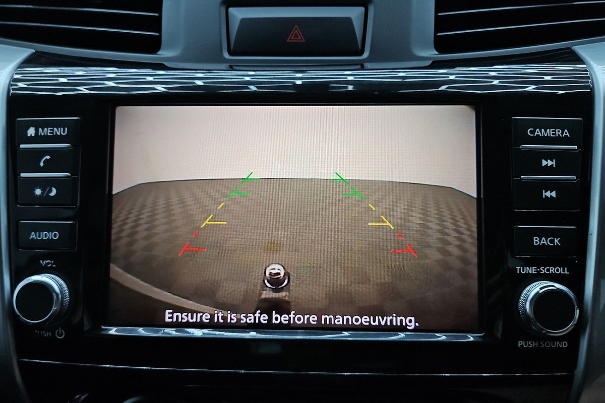 2022 Nissan Navara SL D23 Rear Wheel Drive