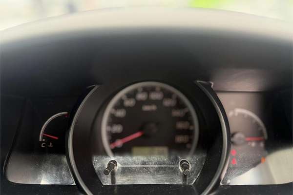 2008 Toyota Hiace TRH201R LWB