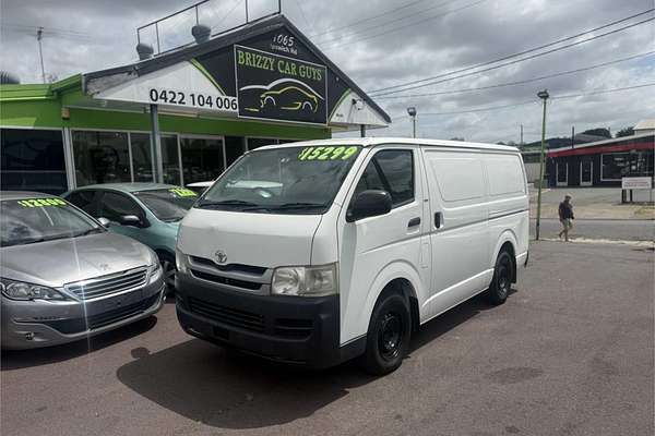 2008 Toyota Hiace TRH201R LWB