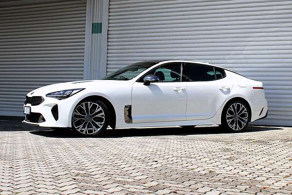 2017 Kia Stinger GT-Line CK