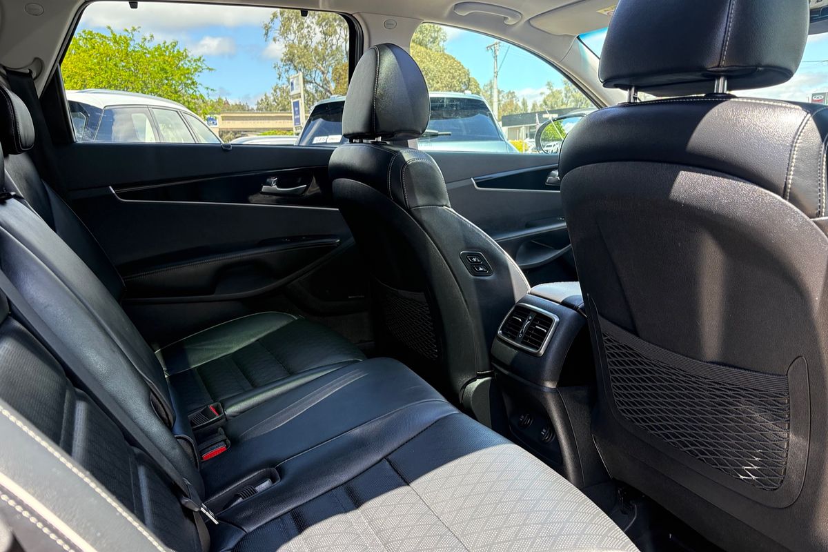 2020 Kia Sorento GT-Line UM