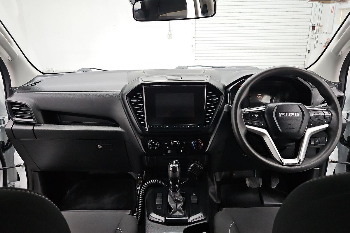 2022 Isuzu D-MAX SX High Ride Rear Wheel Drive