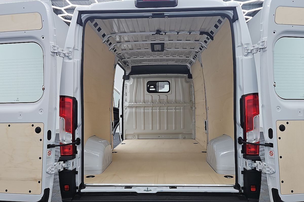2025 Fiat Ducato Series 9 LWB