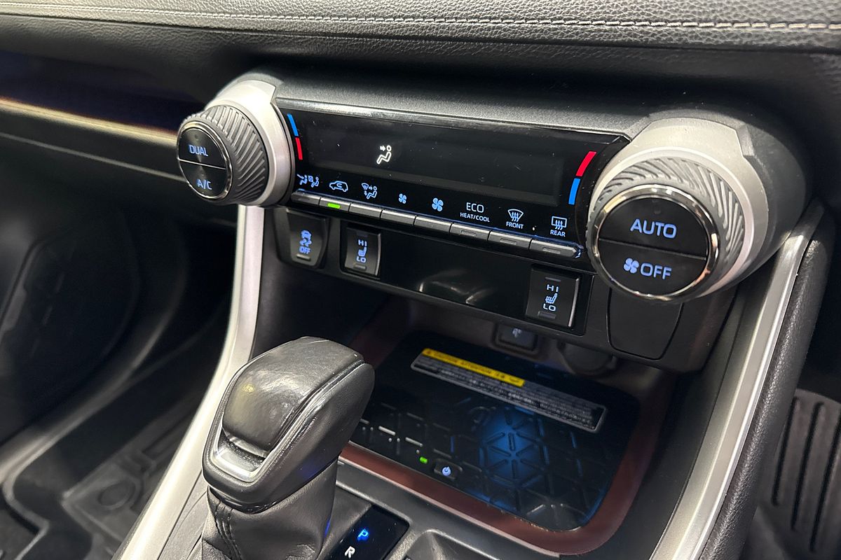 2020 Toyota RAV4 Cruiser MXAA52R