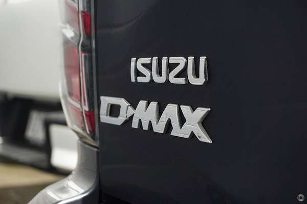 2025 Isuzu D-MAX X-TERRAIN 4X4
