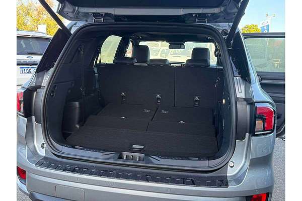 2025 Ford Everest Platinum 3.0L