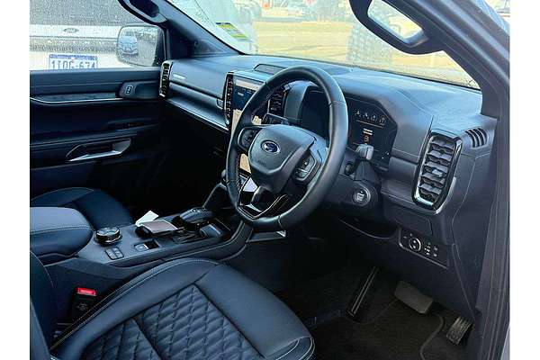 2025 Ford Everest Platinum 3.0L