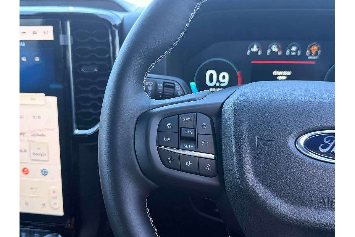 2025 Ford Everest Platinum 3.0L