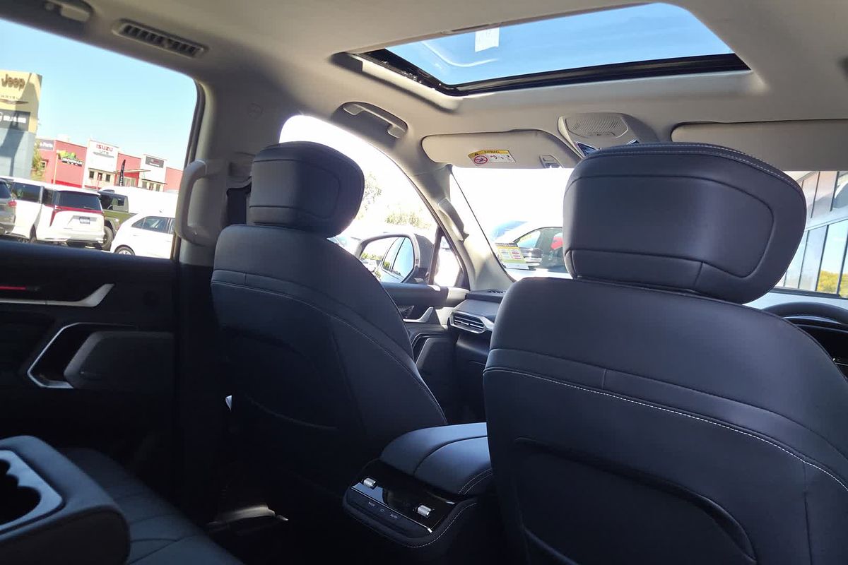 2025 LDV D90 Executive SV9A