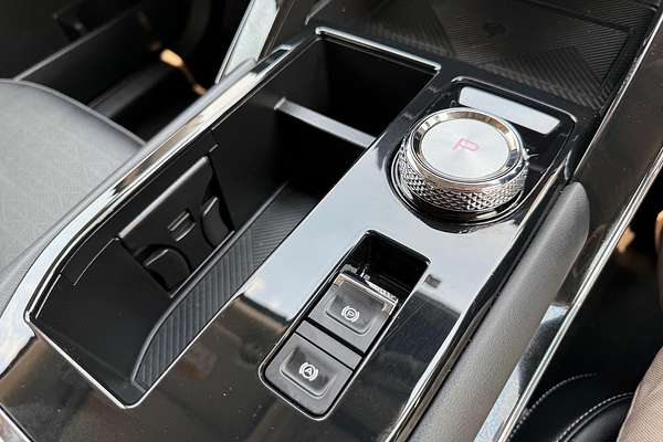 2022 GWM H6 Ultra Hybrid B01