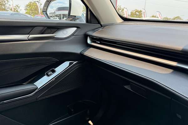 2022 GWM H6 Ultra Hybrid B01