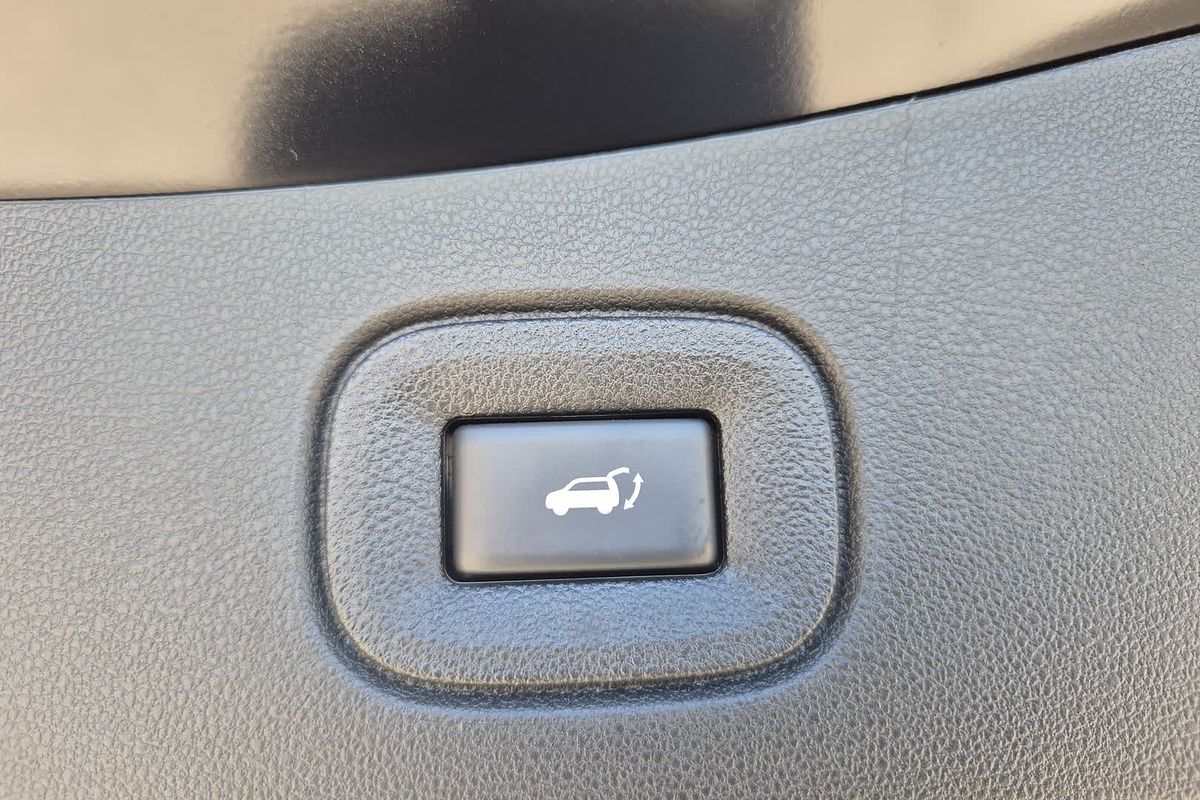 2025 Renault Koleos Techno HZG