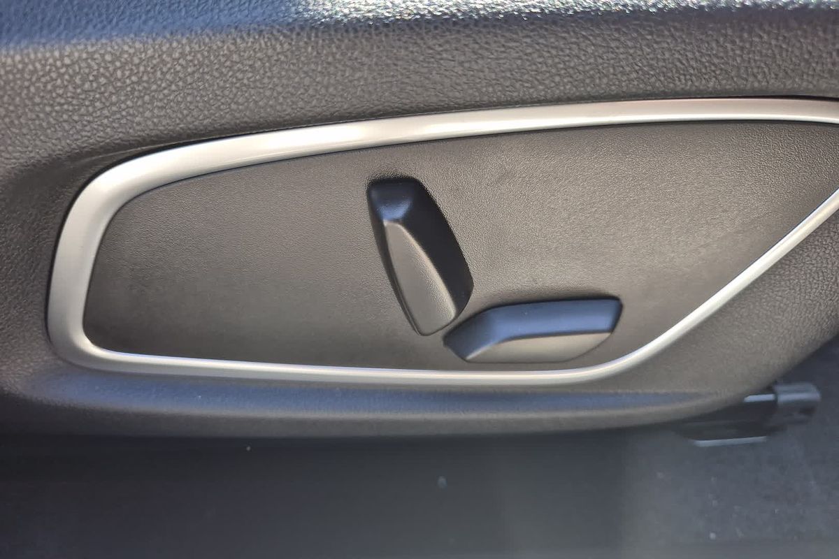 2025 Renault Koleos Techno HZG