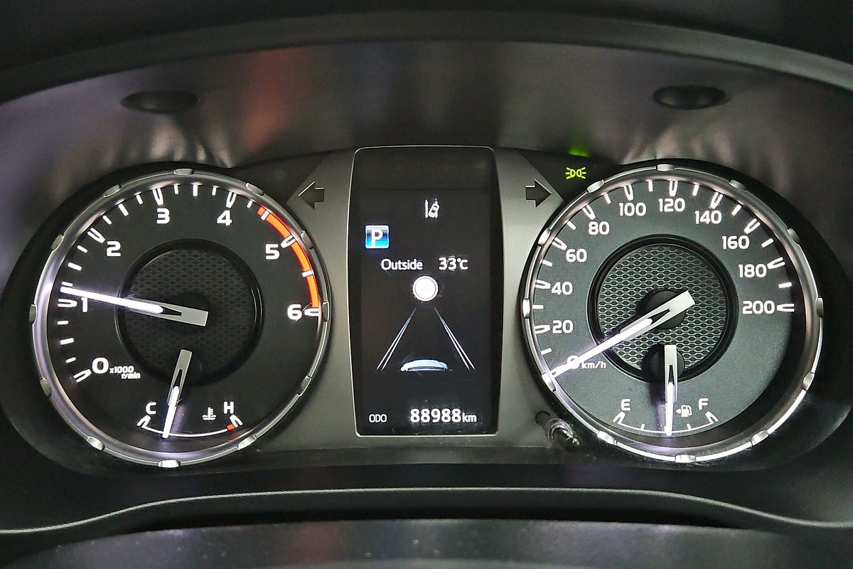 2021 Toyota Hilux SR GUN126R 4X4