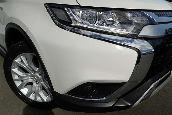 2021 Mitsubishi Outlander ES ZL