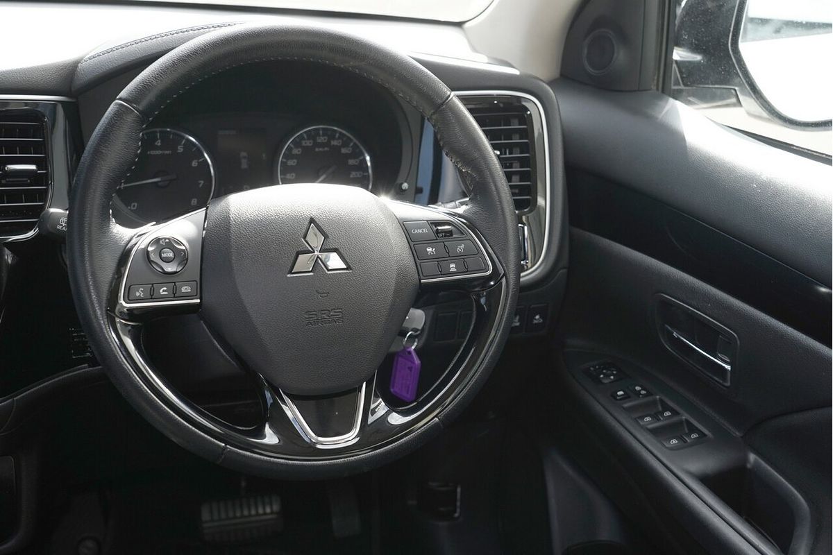 2021 Mitsubishi Outlander ES ZL