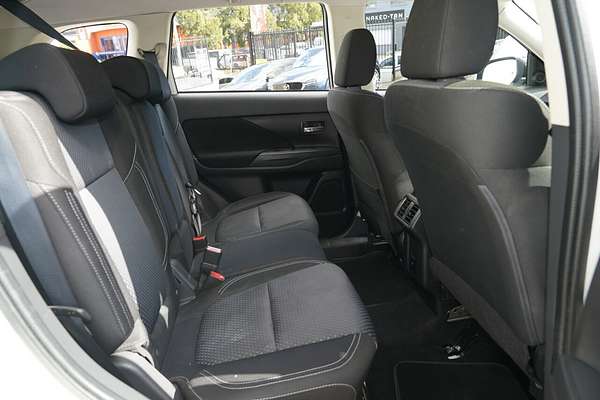 2021 Mitsubishi Outlander ES ZL