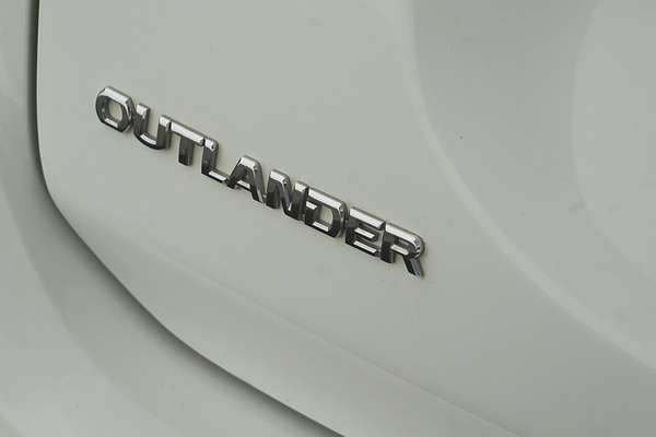 2021 Mitsubishi Outlander ES ZL